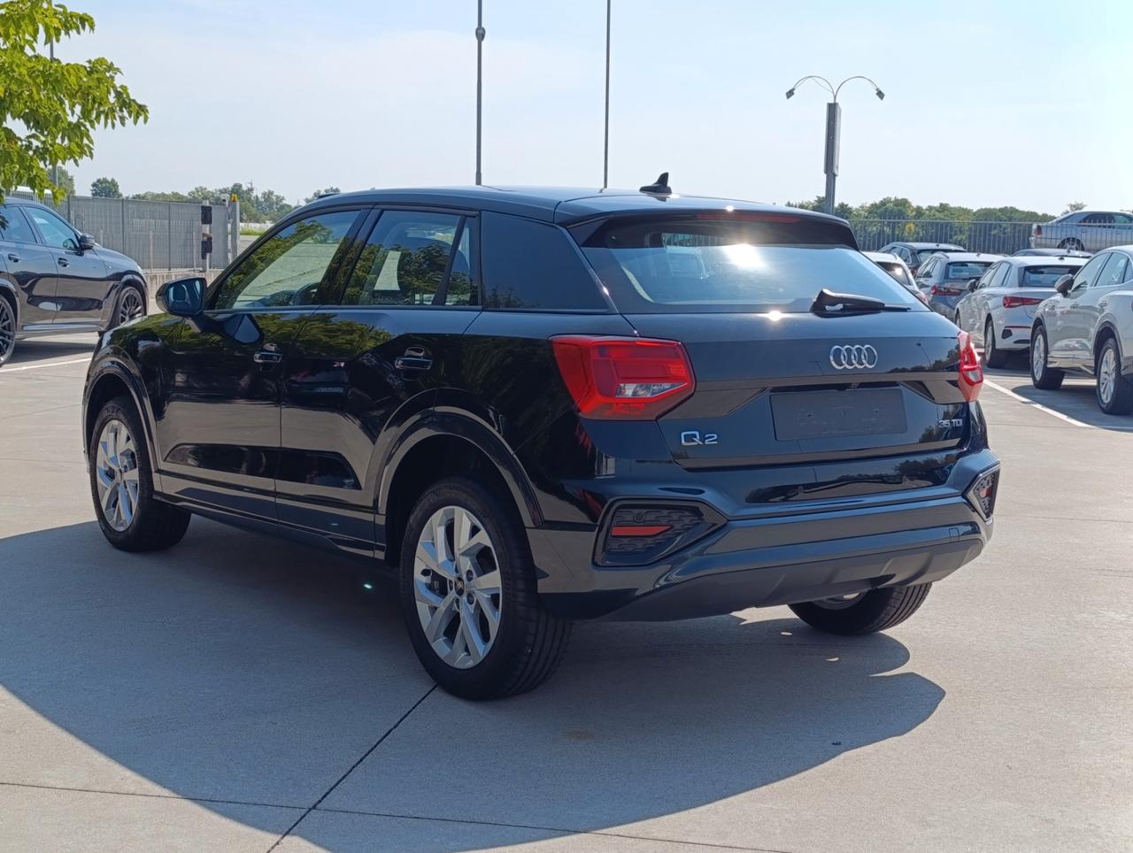 Audi Q2 35 2.0 tdi Business Advanced s-tronic