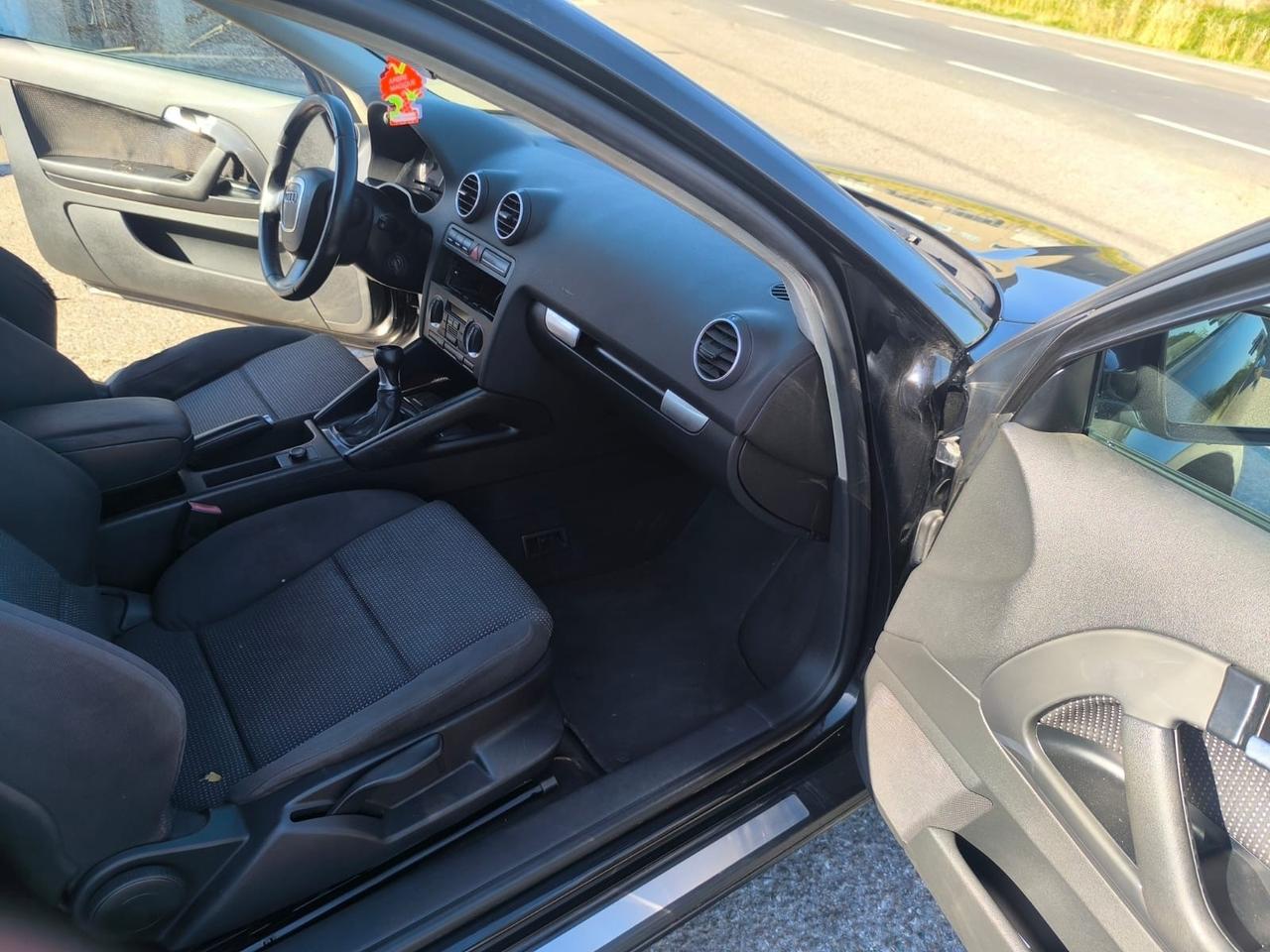 Audi A3 2.0 16V TDI Attraction