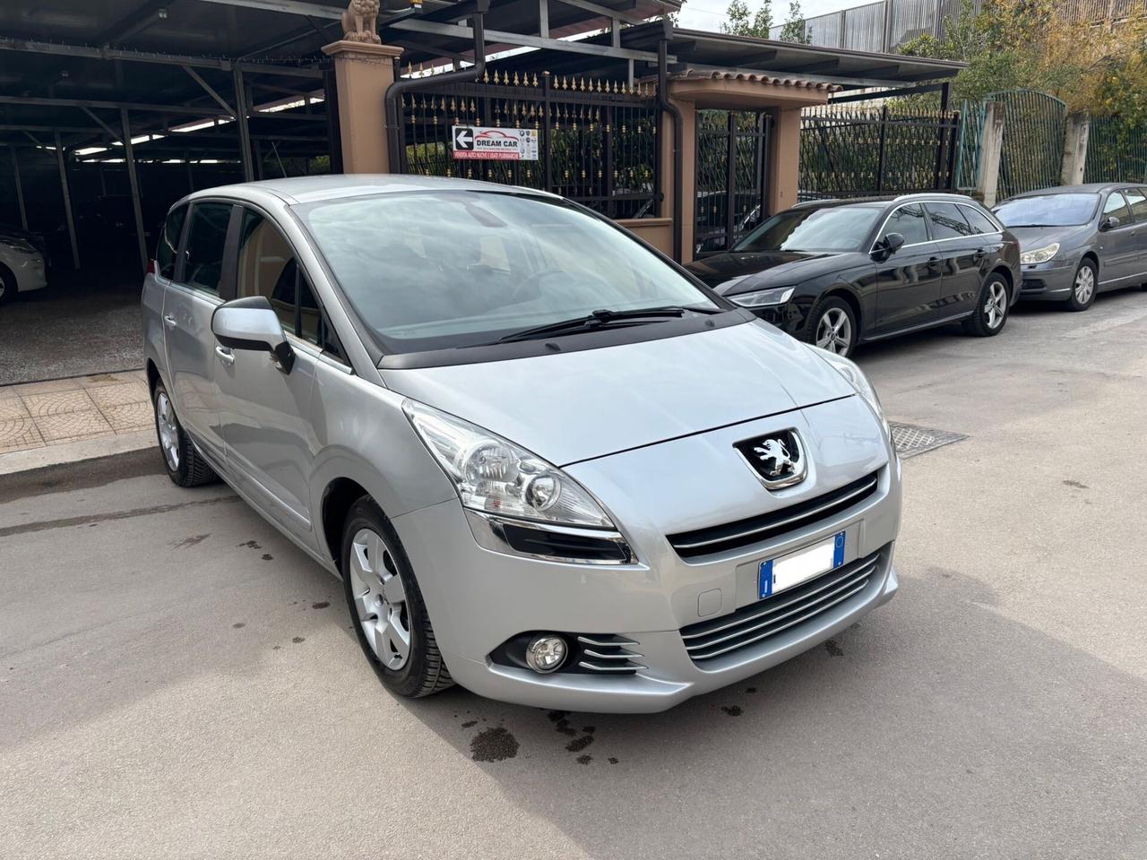 Peugeot 5008 1.6 HDi 112CV Allure