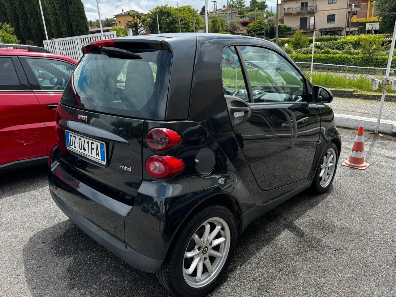 Smart ForTwo 1000 52 kW MHD coupé pure