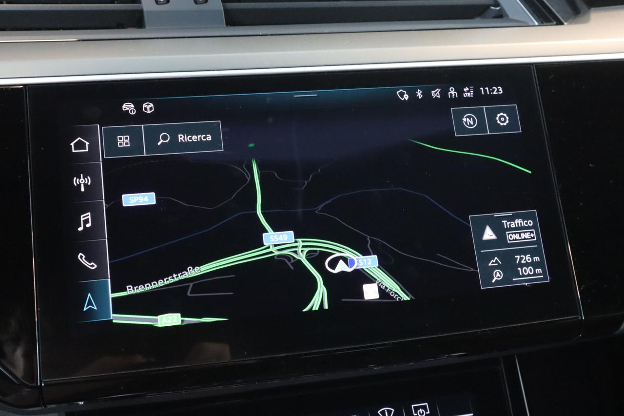 E Tron 55 408CV QUATTRO HUD 20"