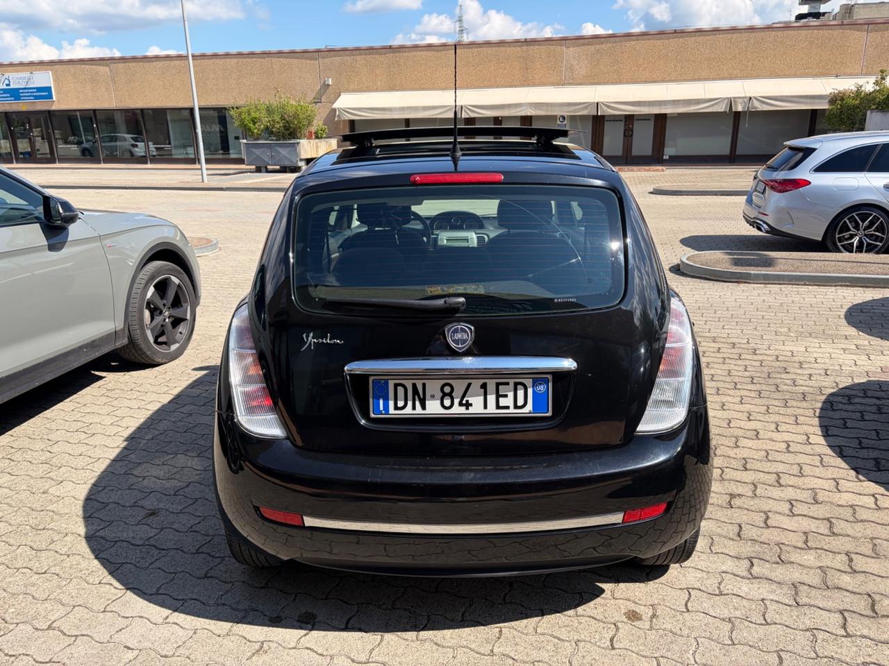 Lancia Ypsilon 1.2 Argento