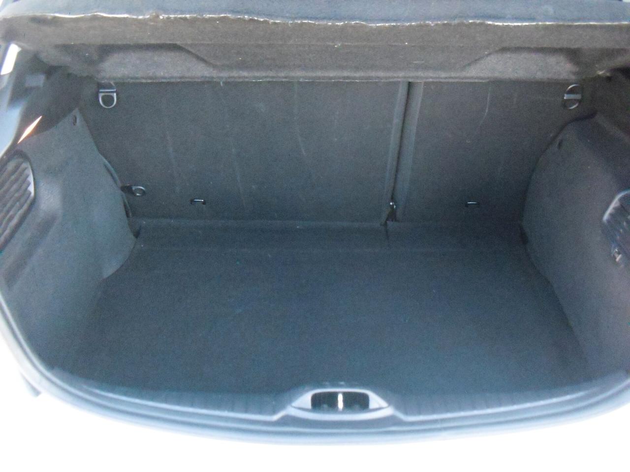 Peugeot 208 BlueHDi 100 5p. GT Line ICE White, FULL OPTIONAL, OTTIME CONDIZIONI!!