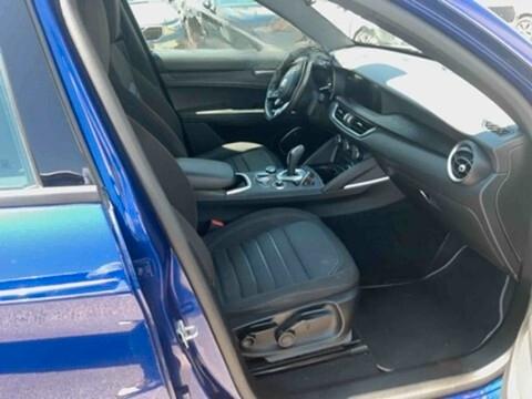 Alfa Romeo Stelvio 2.2 Turbodiesel 160 CV AT8 RWD Super Business