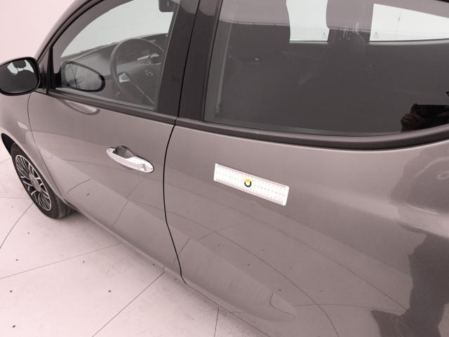 LANCIA Ypsilon 1.0 firefly hybrid Platino s&s 70cv