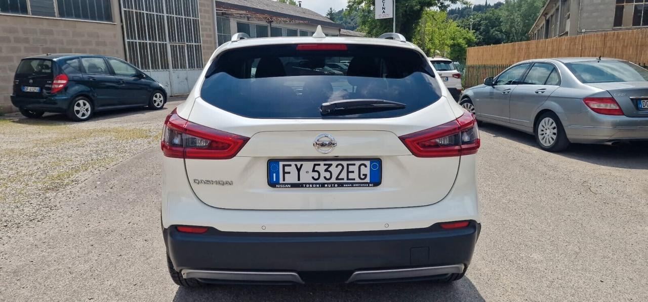 Nissan Qashqai 1.3 DIG-T 140 CV Tekna Dynamic Standard