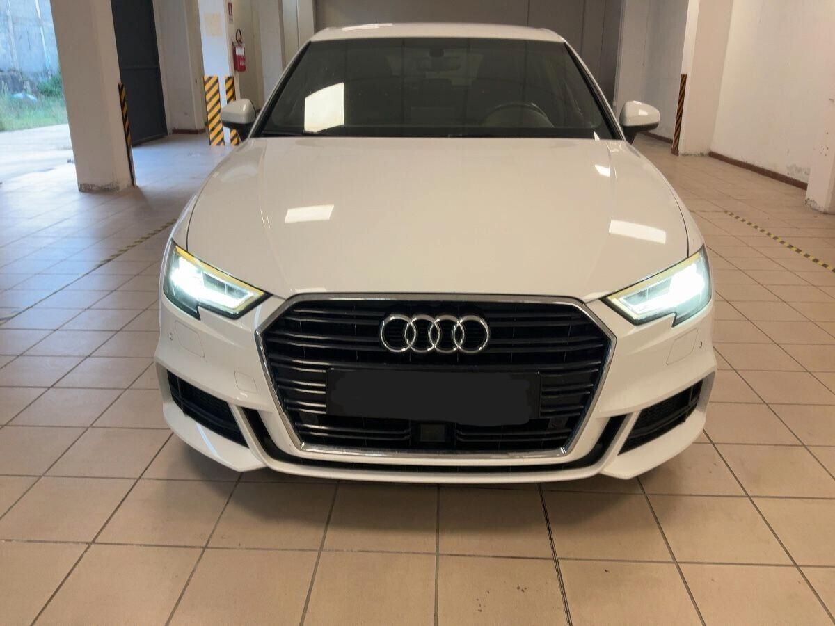 AUDI A3 30 TDI S TRONIC S LINE EDITION