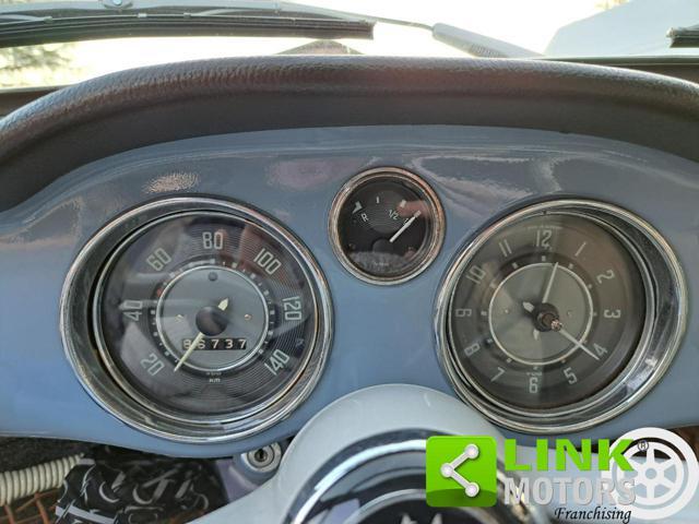 VOLKSWAGEN Karmann Ghia Cabriolet