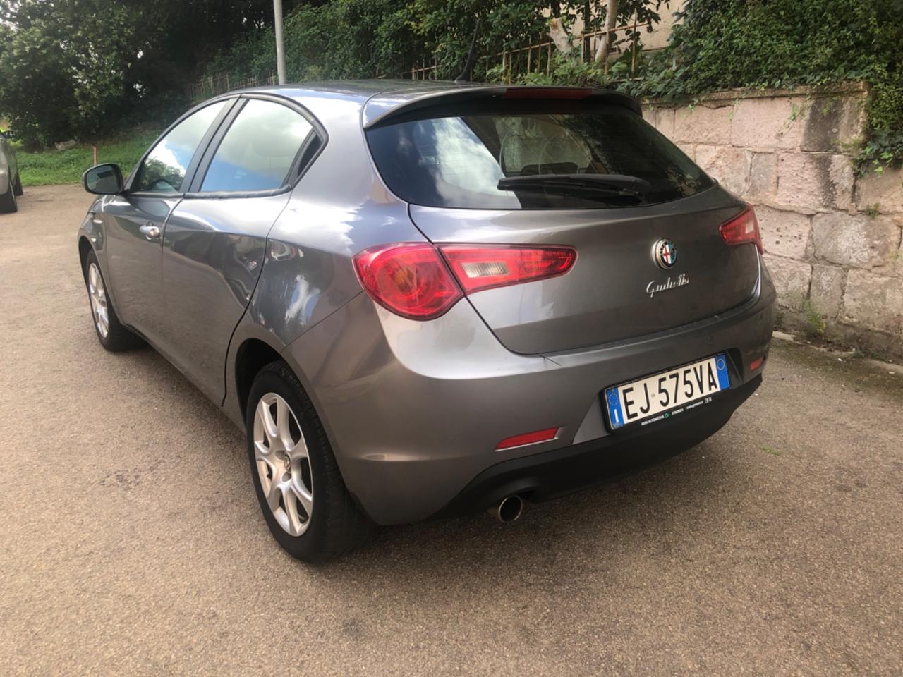 Alfa Romeo Giulietta 1.6 JTDm-2 105 CV Exclusive