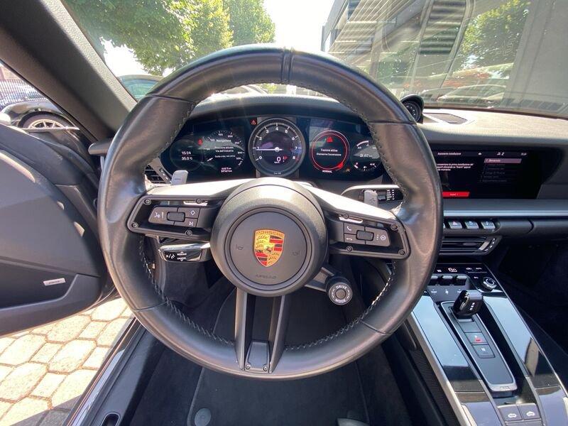 Porsche 911 992 Carrera 4S Cabriolet (992.1)