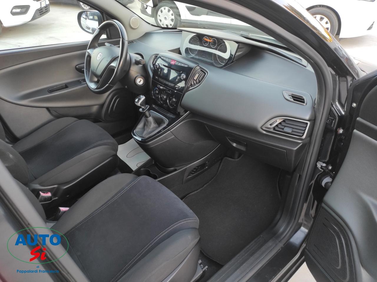 Lancia Ypsilon 1.2 Benz/GPL - 69cv NEOPATENTATI