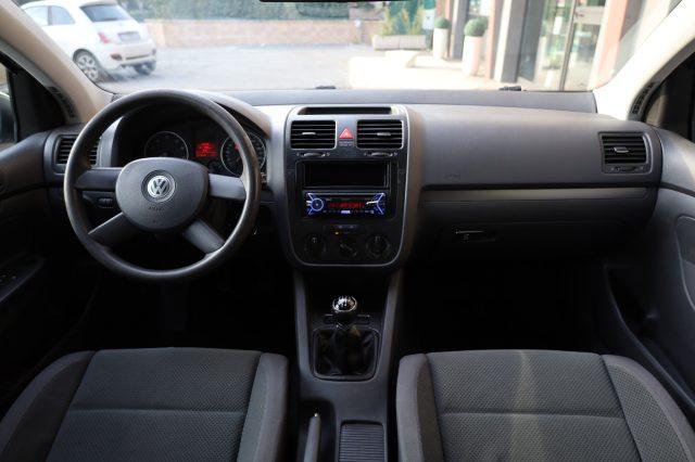 VOLKSWAGEN Golf V 1.6 Benzina 5 Porte Comfortline per NEOPATENTATI