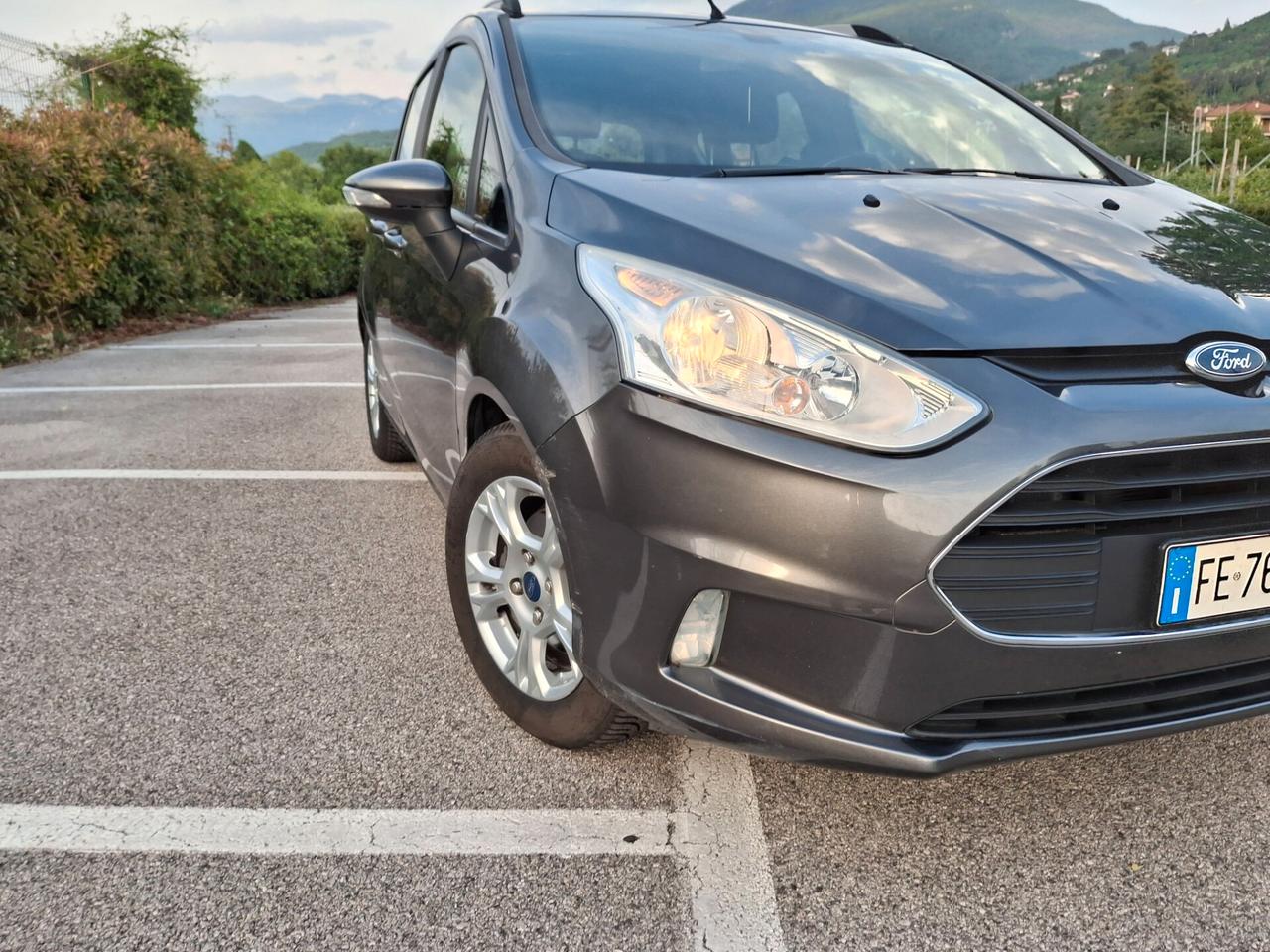 Ford bmax anno 2016 titanium neo patentati