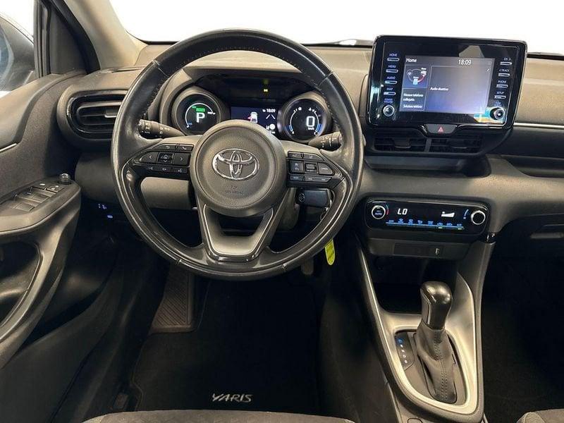 Toyota Yaris Hybrid Trend MY22