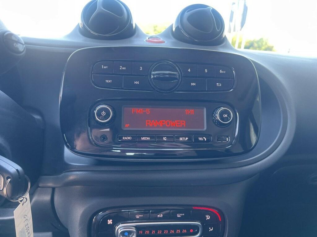 Smart fortwo EQ Pure