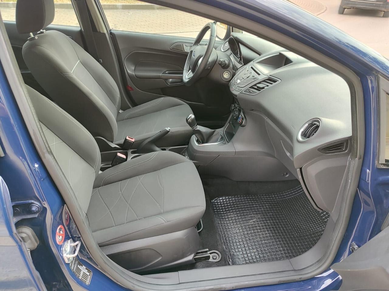 Ford Fiesta 1.5 TDCi 75CV Business!!