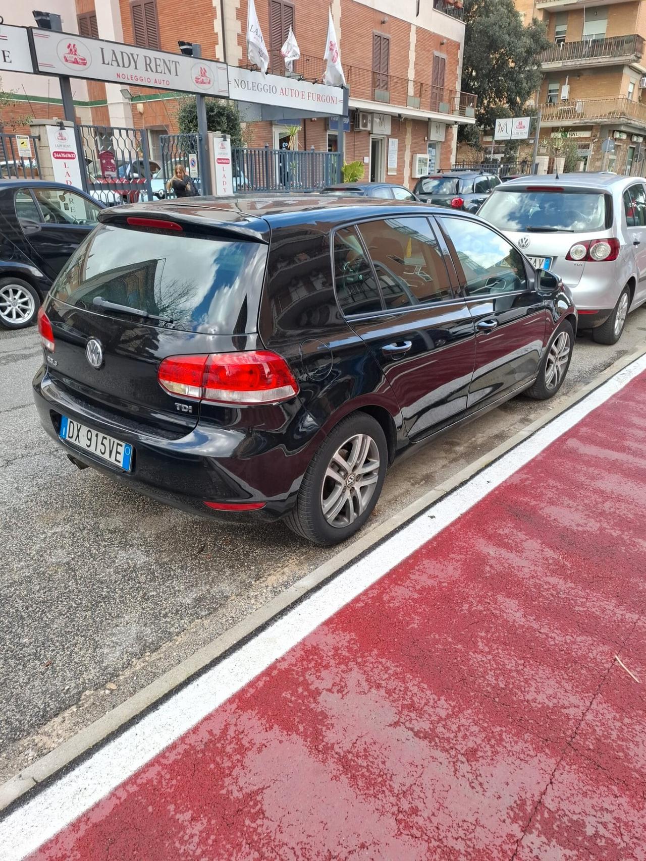 Volkswagen Golf 1.6 TDI DPF 5p. Highline