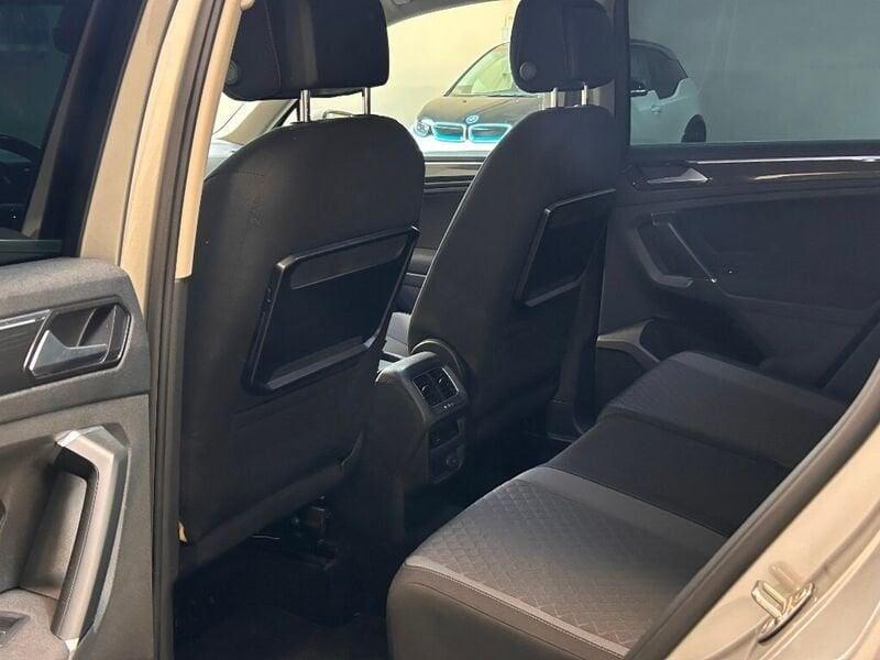 Volkswagen Tiguan 2.0 TDI SCR DSG 4MOTION Business BMT