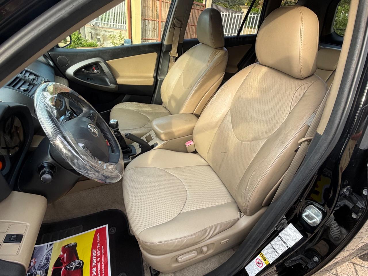 Toyota RAV 4 RAV4 2.2 D-4D 150 CV DPF Luxury