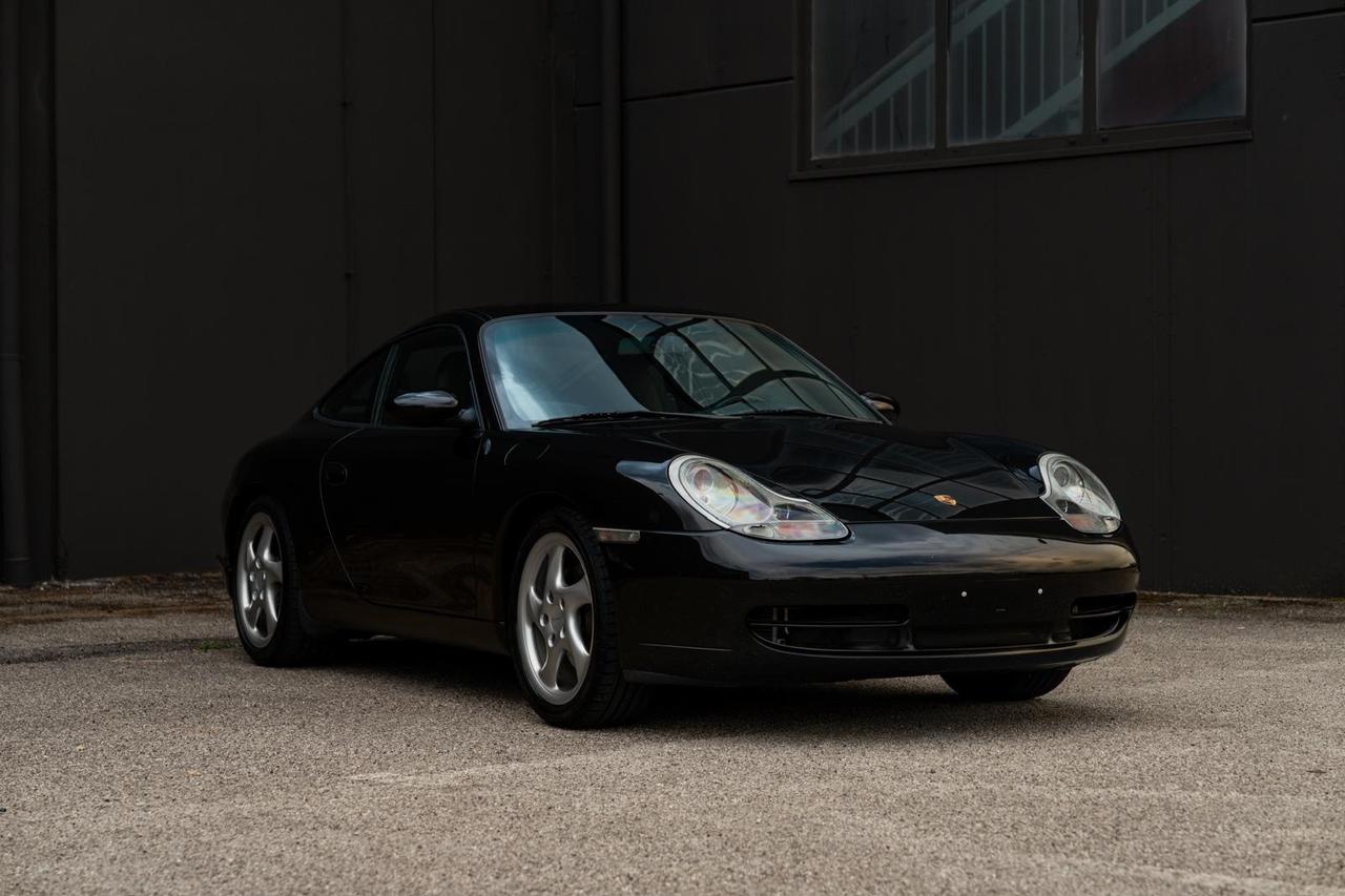 Porsche 911 Carrera cat Coupé