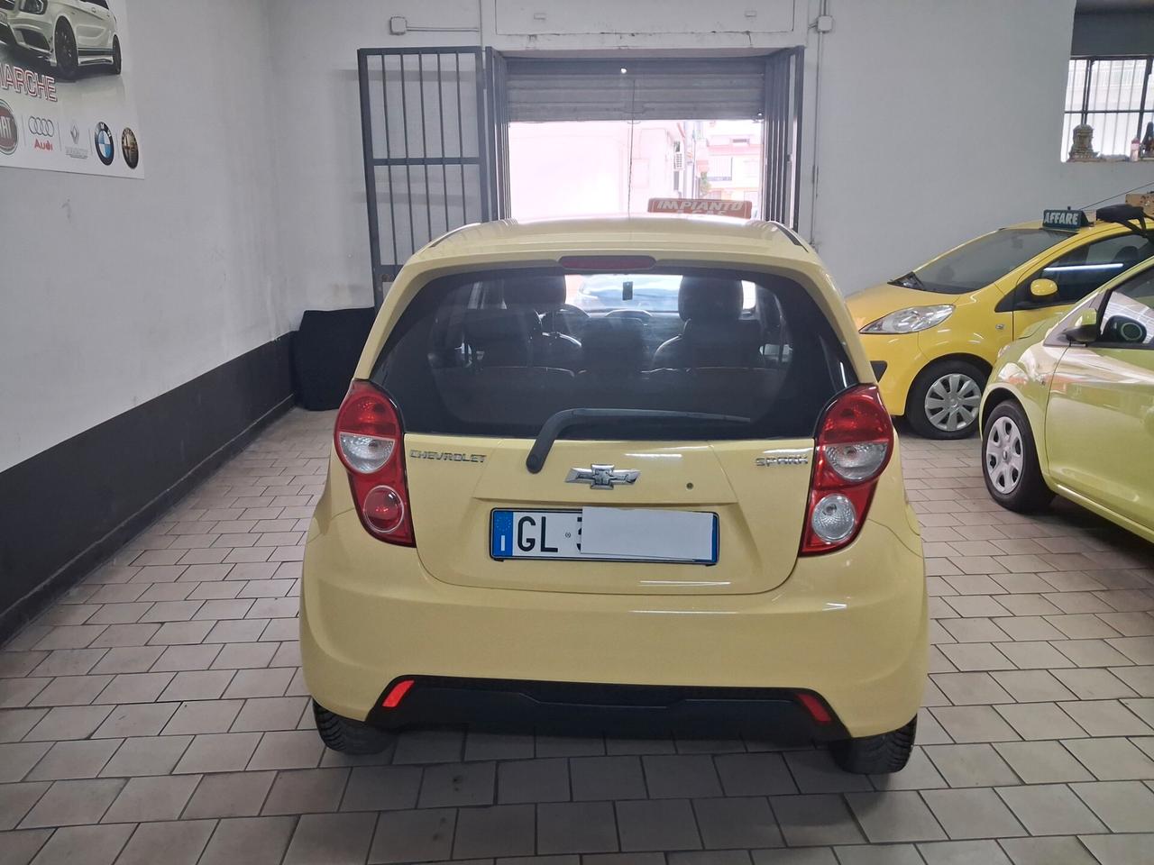 Chevrolet Spark 1.0 gpl 2014 unico prop