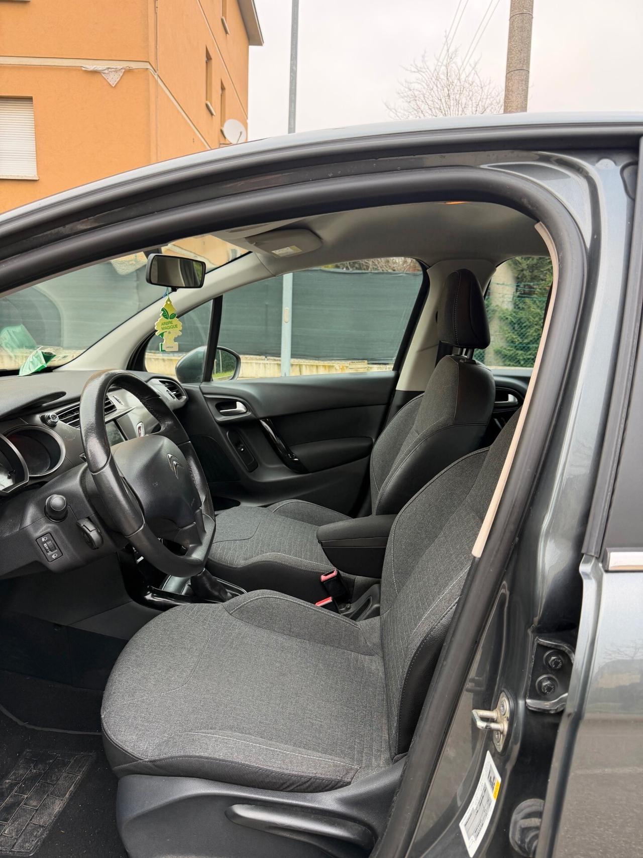 Citroen C3 1.2 - NEOPATENTATI - 12 MESI DI GARANZIA -