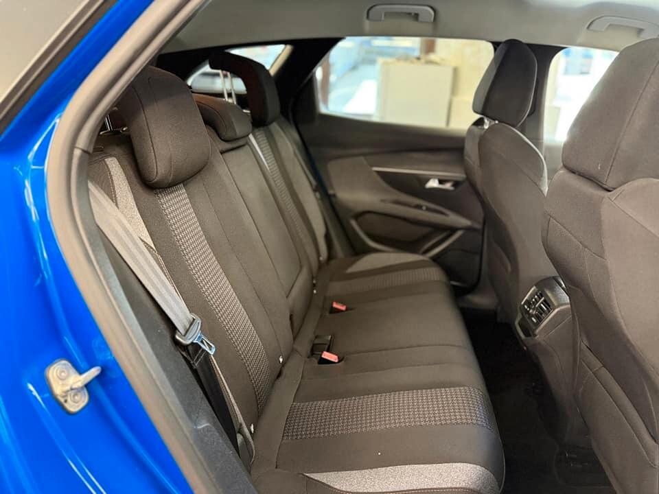 Peugeot 3008 BlueHDi 130 S&S Active