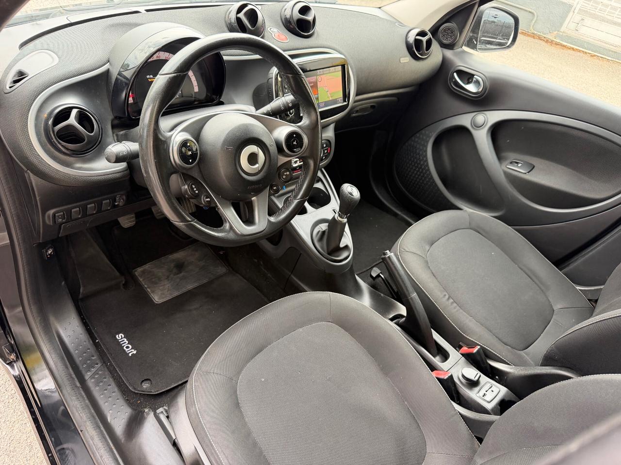 Smart ForFour 70 1.0 GPL Passion NAVI