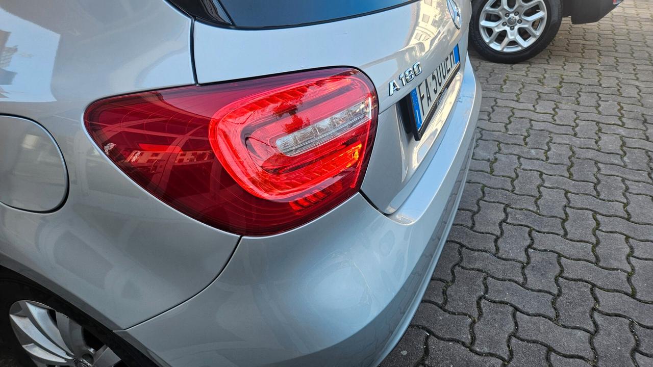 Mercedes-benz A 180 cdi Sport auto 69.000 KM- NAVY-CAMERA