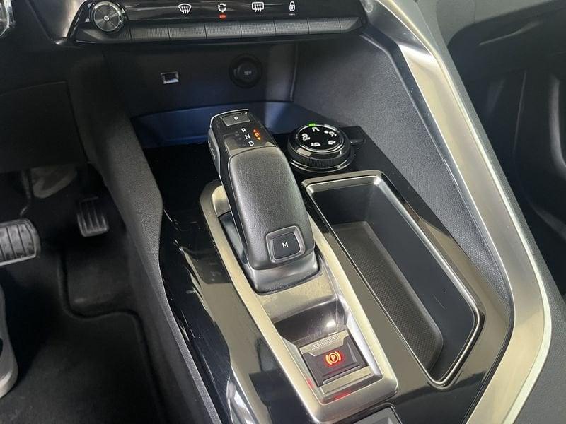 Peugeot 3008 BlueHDi 130 EAT8 S&S Allure TUA DA 189,00 AL MESE