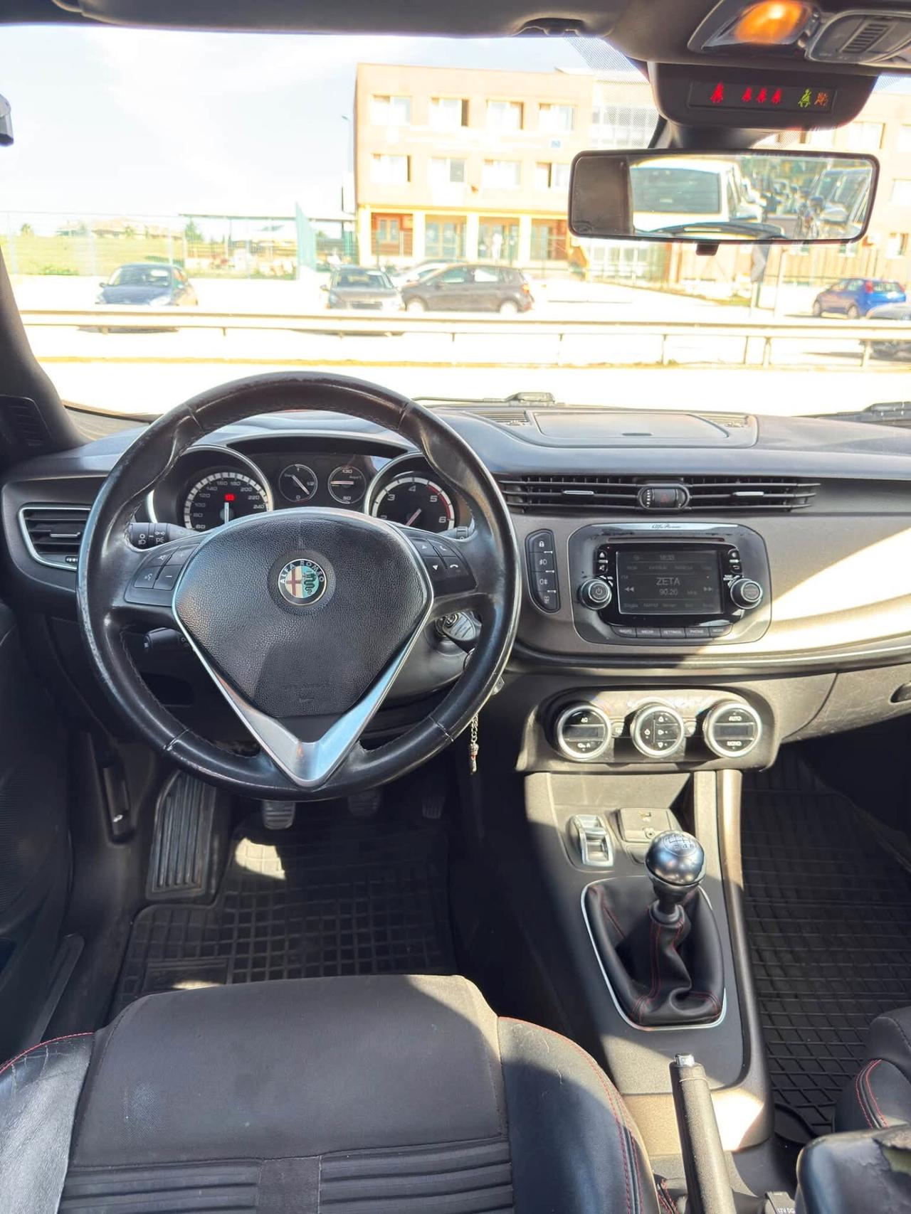 Alfa Romeo Giulietta 1.6 JTDm-2 105 CV Exclusive