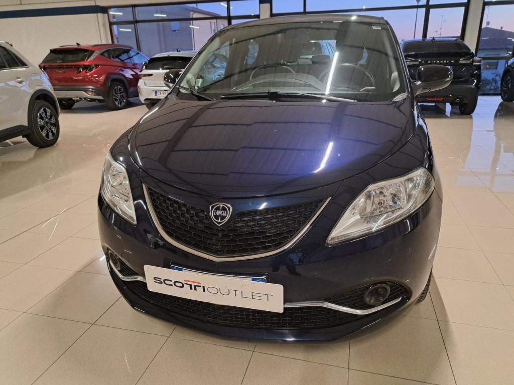 LANCIA Ypsilon III 2015 - Ypsilon 1.2 Gold 69cv