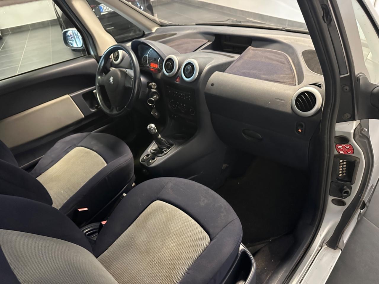 PEUGEOT 1007 SPORT 1.4 HDI 68CV DIESEL