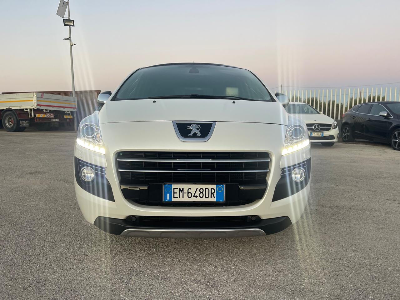 PEUGEOT 3008 HYBRID 4WD 2.0 HDI 163CV FULL TETTO