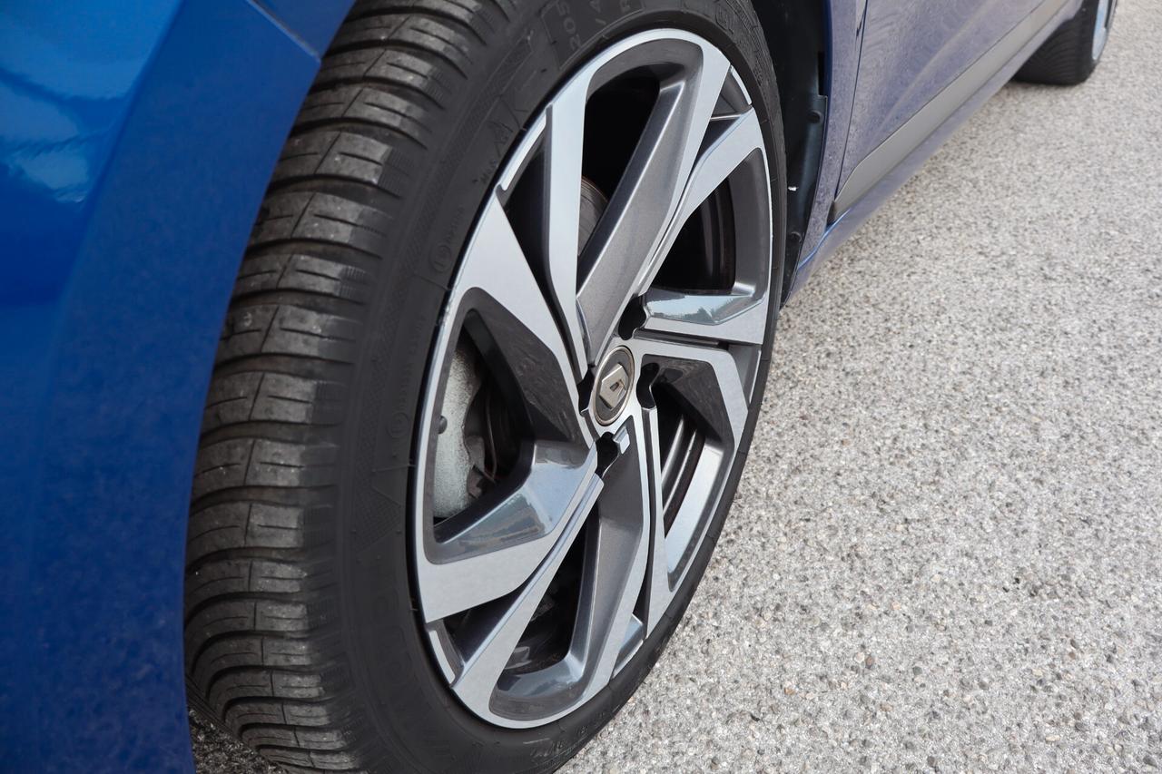 Renault Clio TCe 130 CV EDC FAP 5 porte R.S. Line