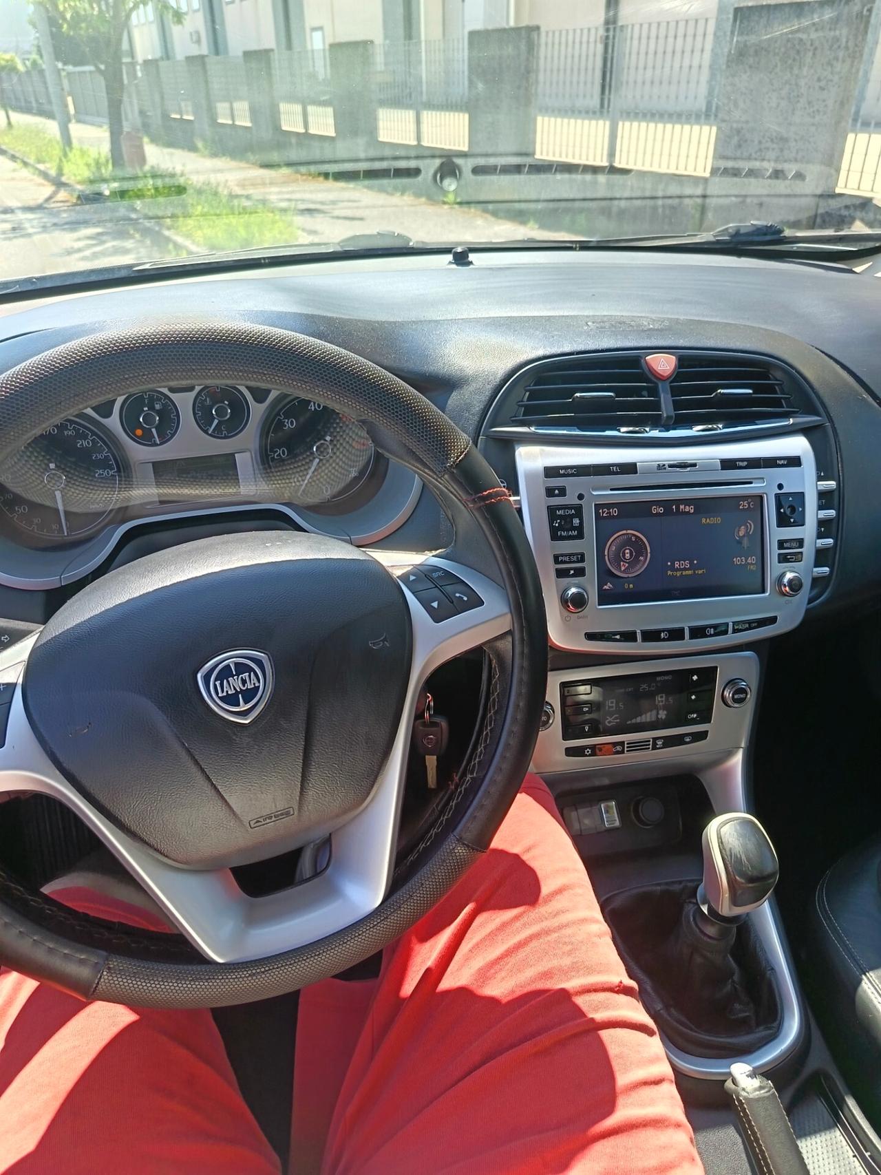 Lancia Delta 1.6 MJT DPF Selectronic Platino