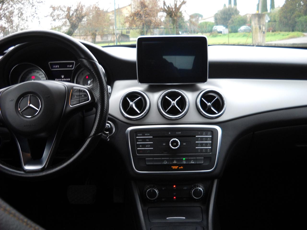 Mercedes-benz CLA 200 d Automatic Executive
