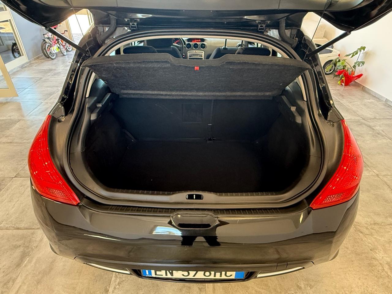 Peugeot 308 1.6 8V HDi 93CV 5p. Active