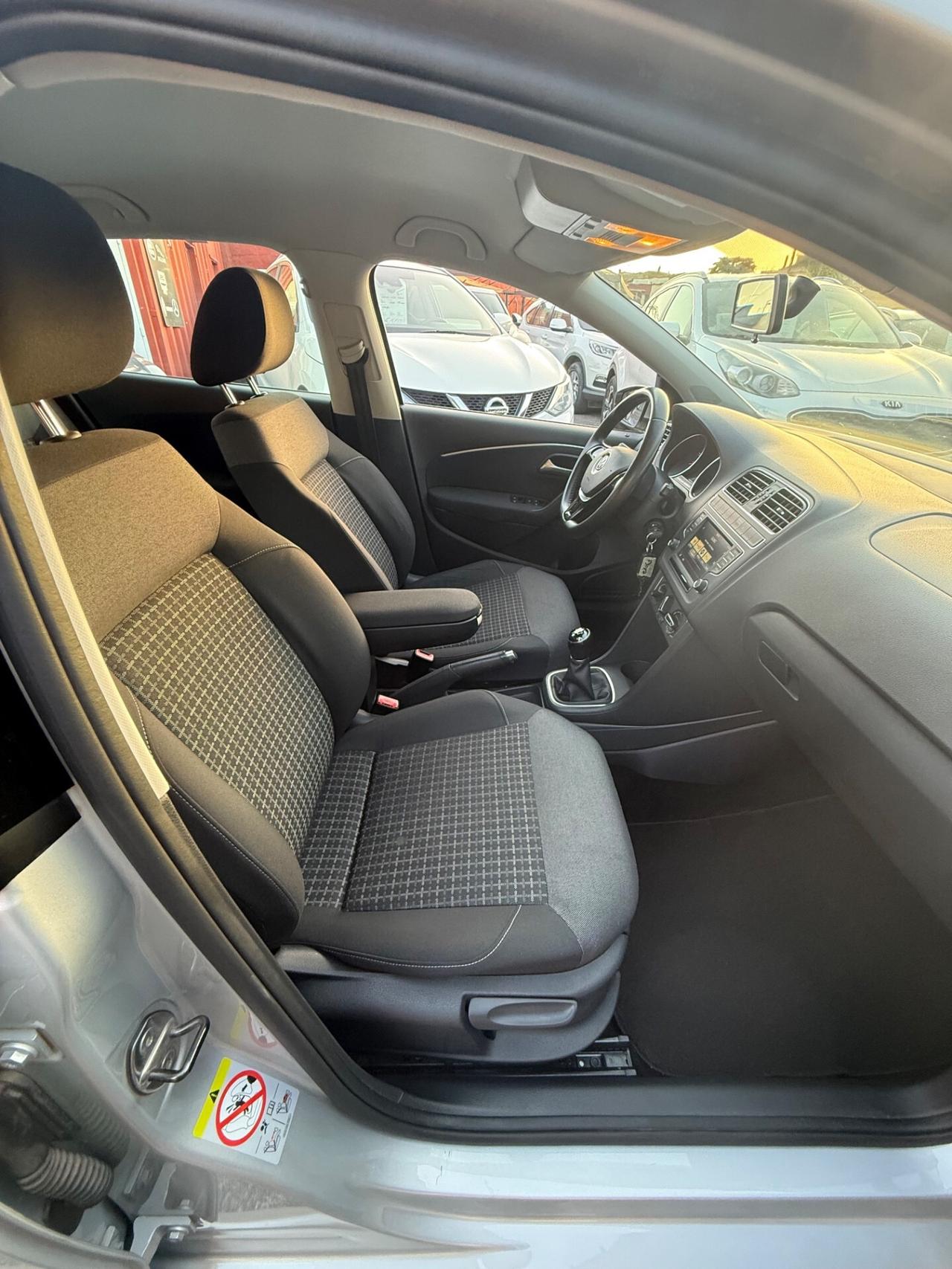 Polo 1.2 TSI- Highline-( 50 mila km ) -unipro