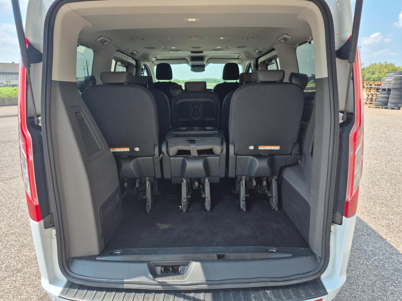 Ford Tourneo Custom 320 2.0 TDCI 130CV Titanium L1H1 E6.2 8 POSTI