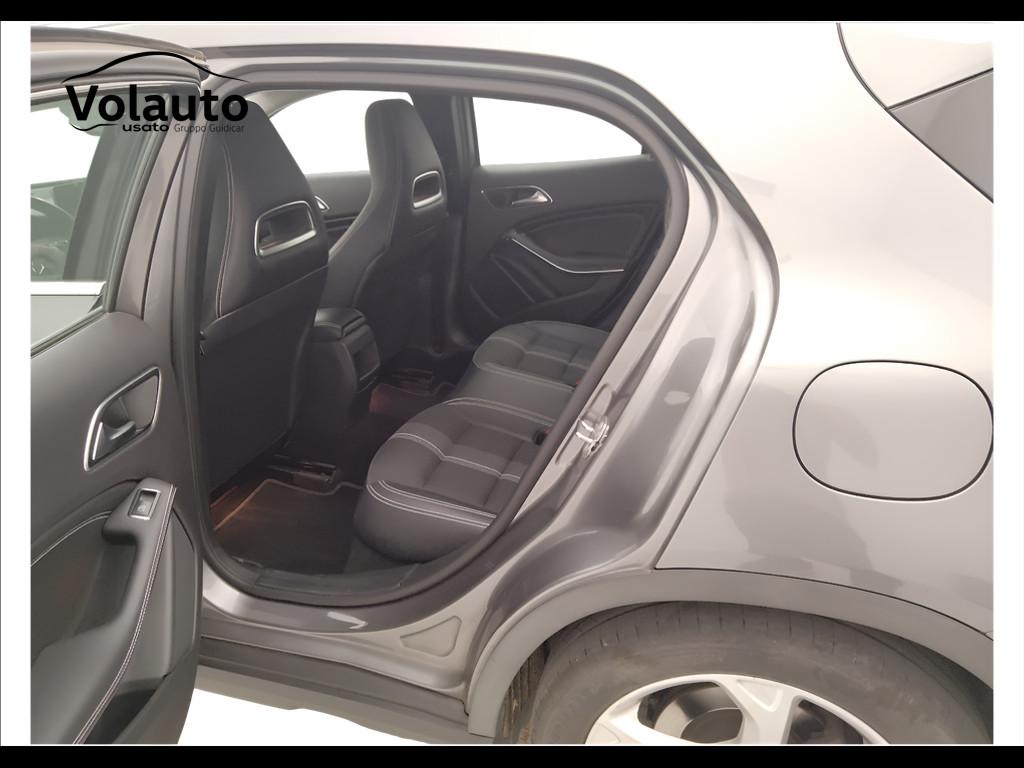 Mercedes-Benz GLA-X156 2017 - GLA 200 Sport auto