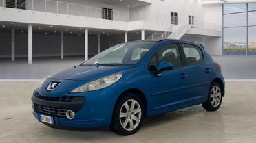 Peugeot 207 1.6 HDi 5p. "Bella con Tetto pan & Pelle Féline"