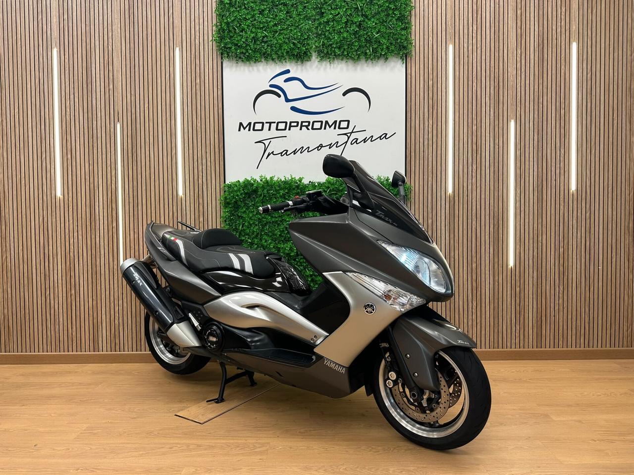 Yamaha T Max tmax 500 2011