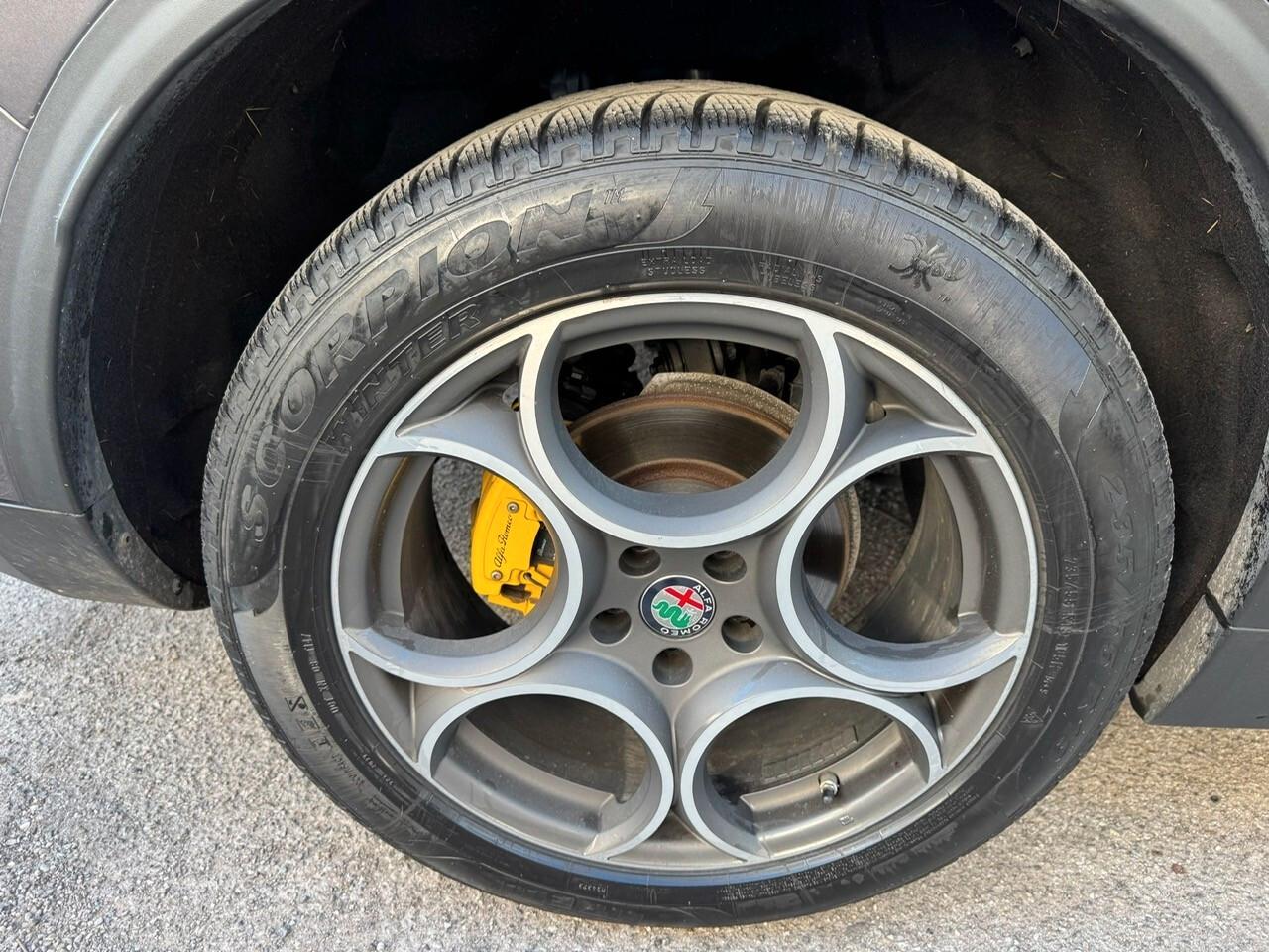 Alfa Romeo Stelvio 2.2 Turbodiesel 210 CV AT8 Q4 Executive