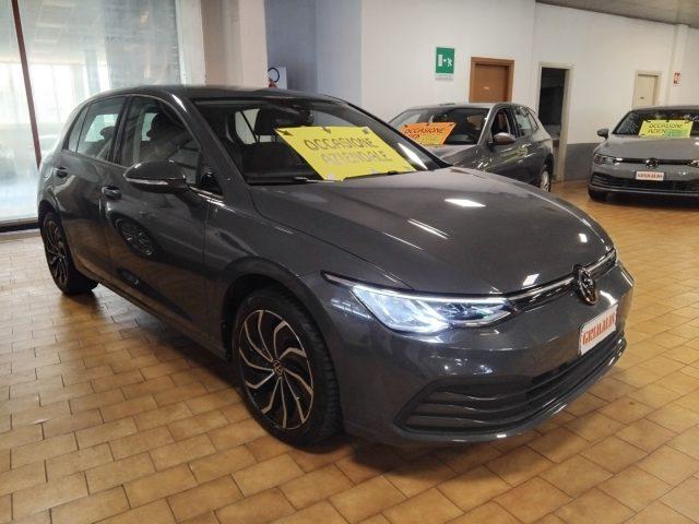VOLKSWAGEN Golf 1.0 eTSI EVO Life DSG 17" MHEV