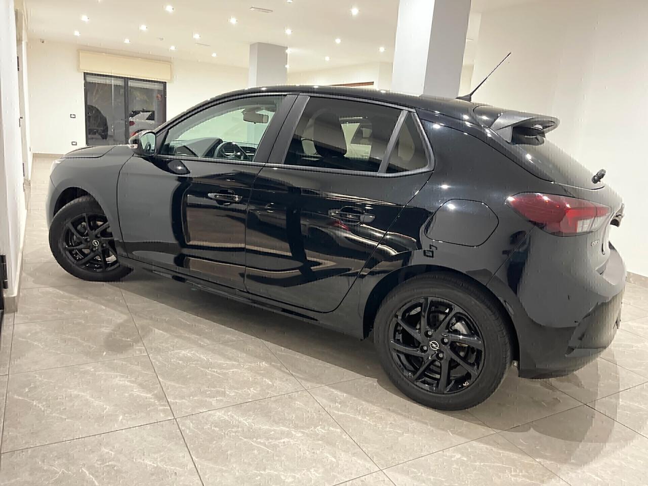 Opel Corsa 1.2 100 CV Blitz Edition