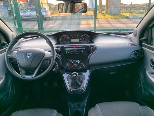 LANCIA Ypsilon 1.2 69 CV 5 porte Platinum