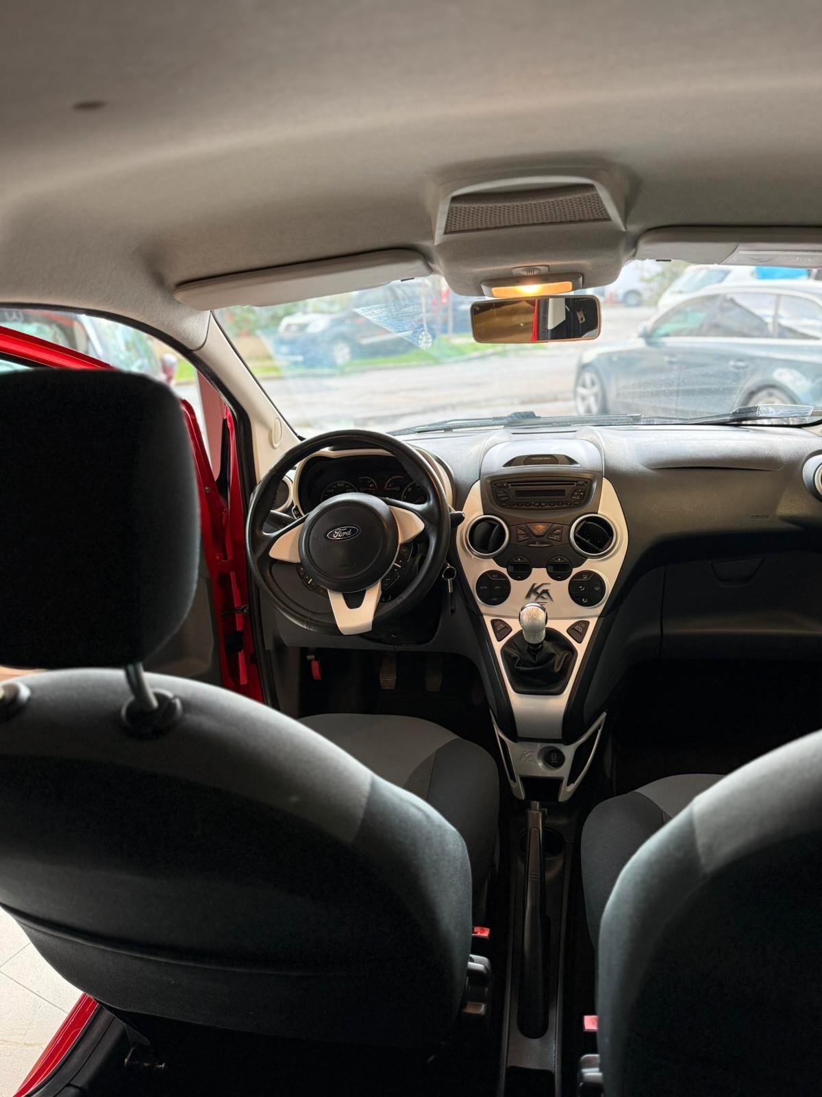 Ford Ka 1.2 8V 69 CV Black&White Edition