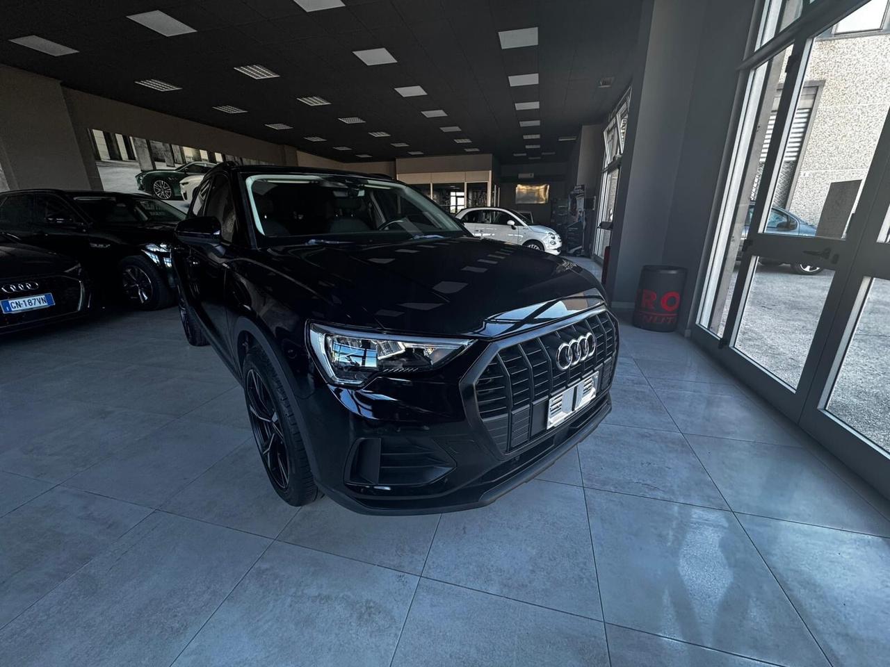 AUDI Q3 MY2019 2.0 TDI 150CV STRONIC SPORT EDITION