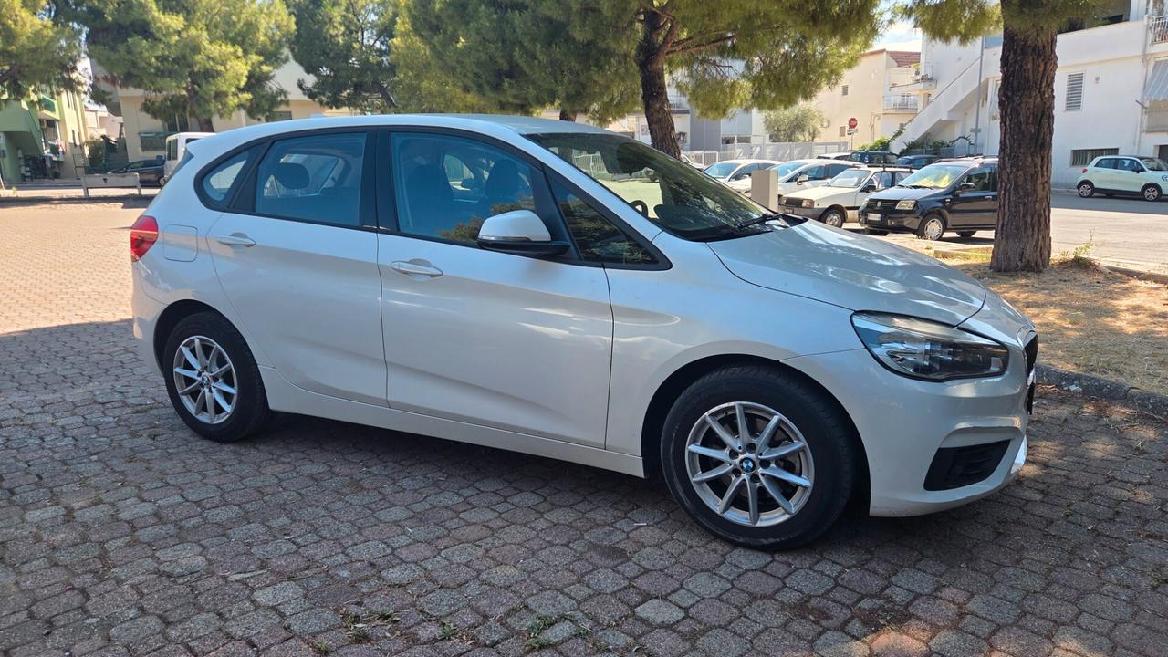 Bmw Active Tourer 218d solo 66.000 Km